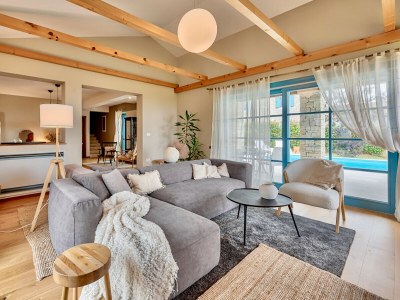 Villa Charming Villa with pool and jacuzzi Umag - Features photo 18