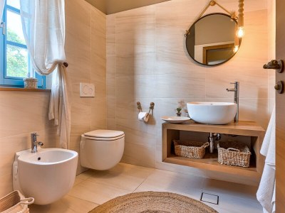 Villa Charming Villa with pool and jacuzzi Umag - Features photo 37