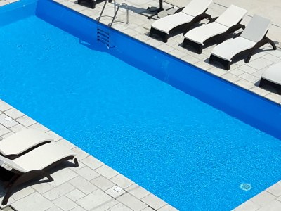 Holiday apartment CLAIRE with large heated pool 50m2 and sea view - Outdoor photo 3