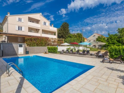 Holiday apartment CLAIRE with large heated pool 50m2 and sea view - Outdoor photo 9