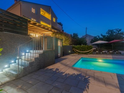 Holiday apartment CLAIRE with large heated pool 50m2 and sea view - Outdoor photo 11