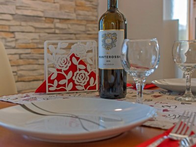 Holiday apartment CLAIRE with large heated pool 50m2 and sea view - Features photo 17