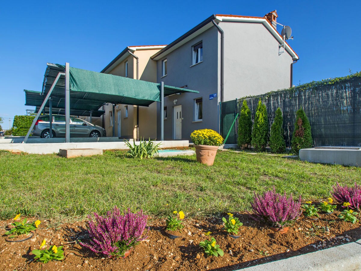 Holiday house Dora - Outdoor photo 3