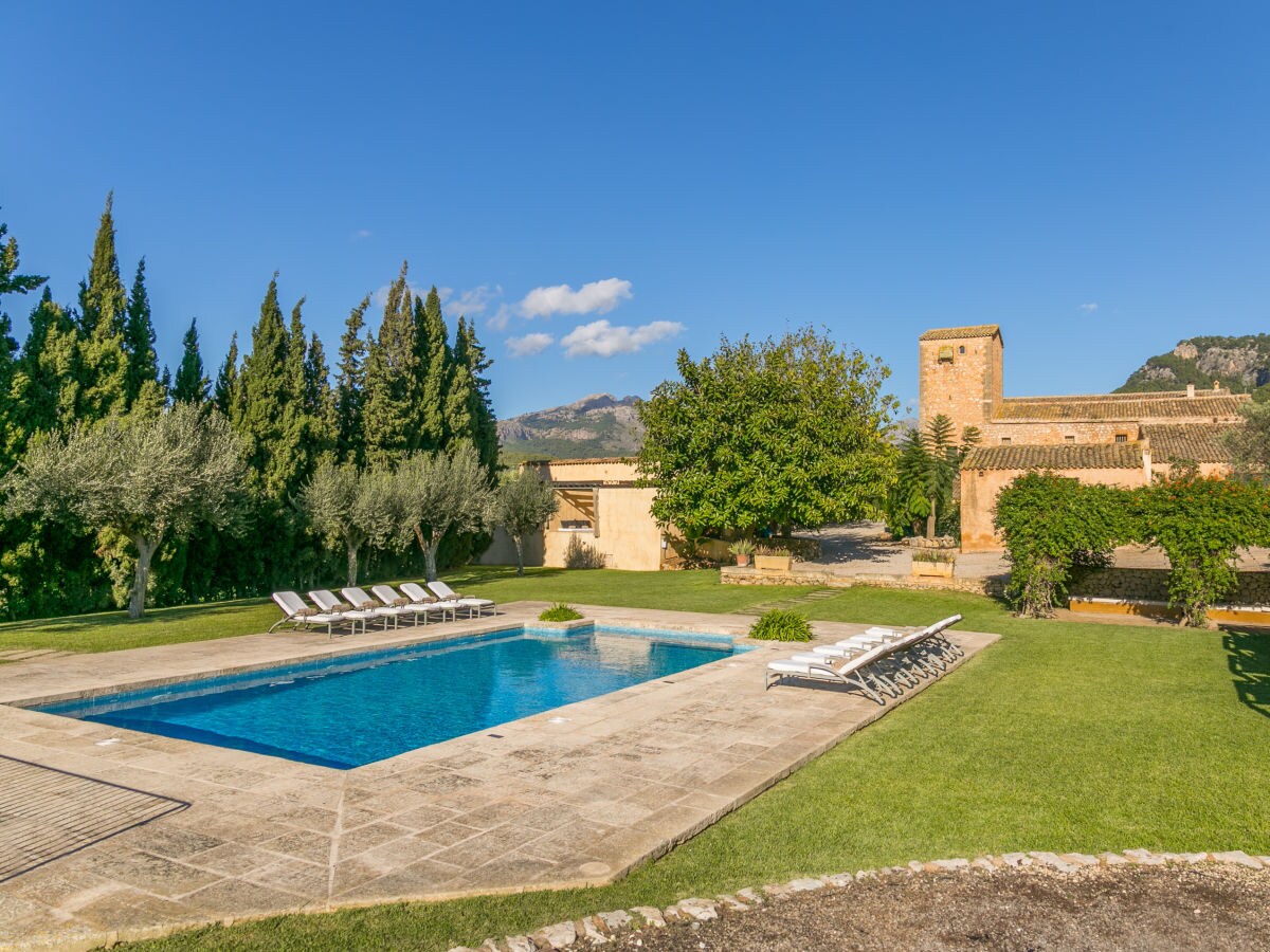 Villa Historical House Mallorca with Pool 12 Guests