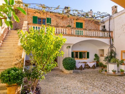 Villa Historical House Mallorca with Pool 12 Guests - Outdoor photo 5
