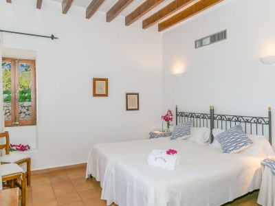 Villa Historical House Mallorca with Pool 12 Guests - Features photo 13