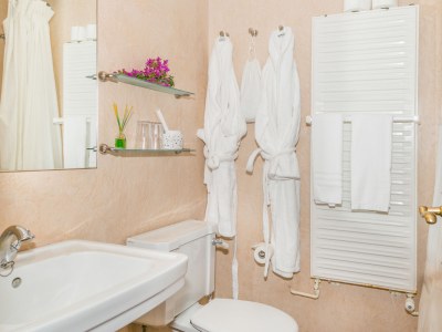 Villa Historical House Mallorca with Pool 12 Guests - Features photo 18