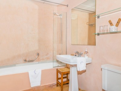 Villa Historical House Mallorca with Pool 12 Guests - Features photo 19