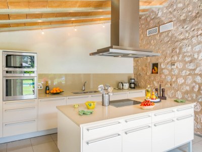 Villa Beautiful Mallorcan Villa with pool in Soller - Features photo 10