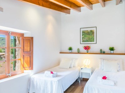 Villa Beautiful Mallorcan Villa with pool in Soller - Features photo 14