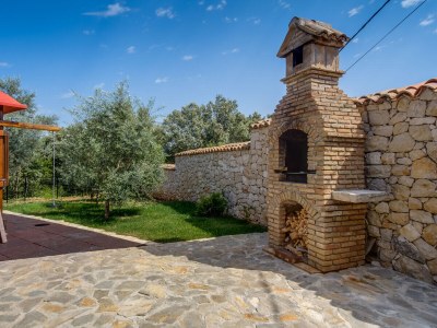 Villa Valerie with pool and sea view near beach - Outdoor photo 16