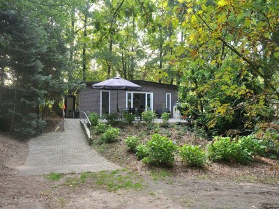 Holiday house Gemütliches Ferienhaus in Leenderbos mit Whirlpool - Outdoor photo 9