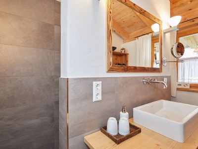 Holiday apartment Bergzeit im Landhaus am Dosbach - Features photo 23