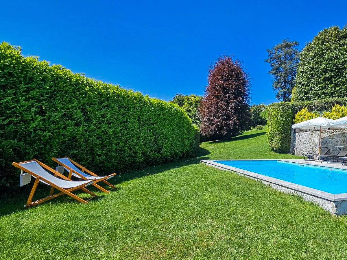 Holiday house - No title -