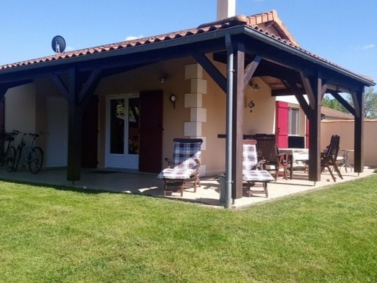 Villa Villa in Les Forges mit Golfplatz - Outdoor photo 2