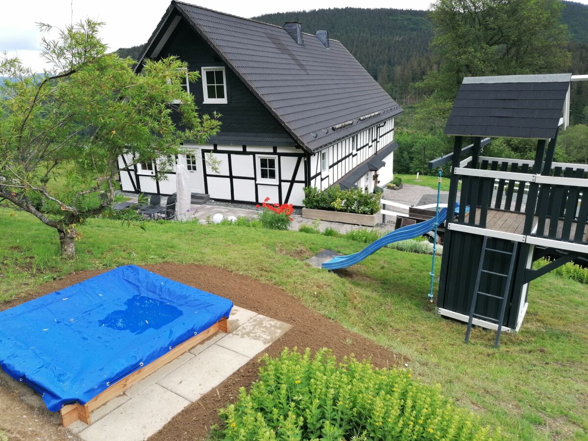 Holiday apartment AlmZeit-Sauerland - Outdoor photo 4