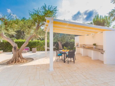 Holiday house Trullo with private pool. Enclosed garden - Outdoor photo 7