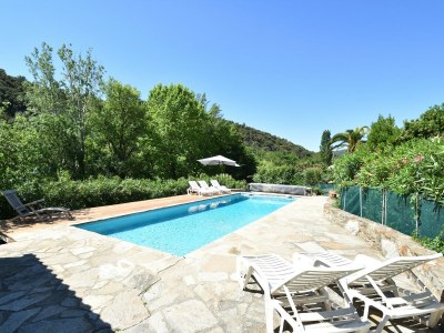 Villa villa with private swimming pool - Outdoor photo 2