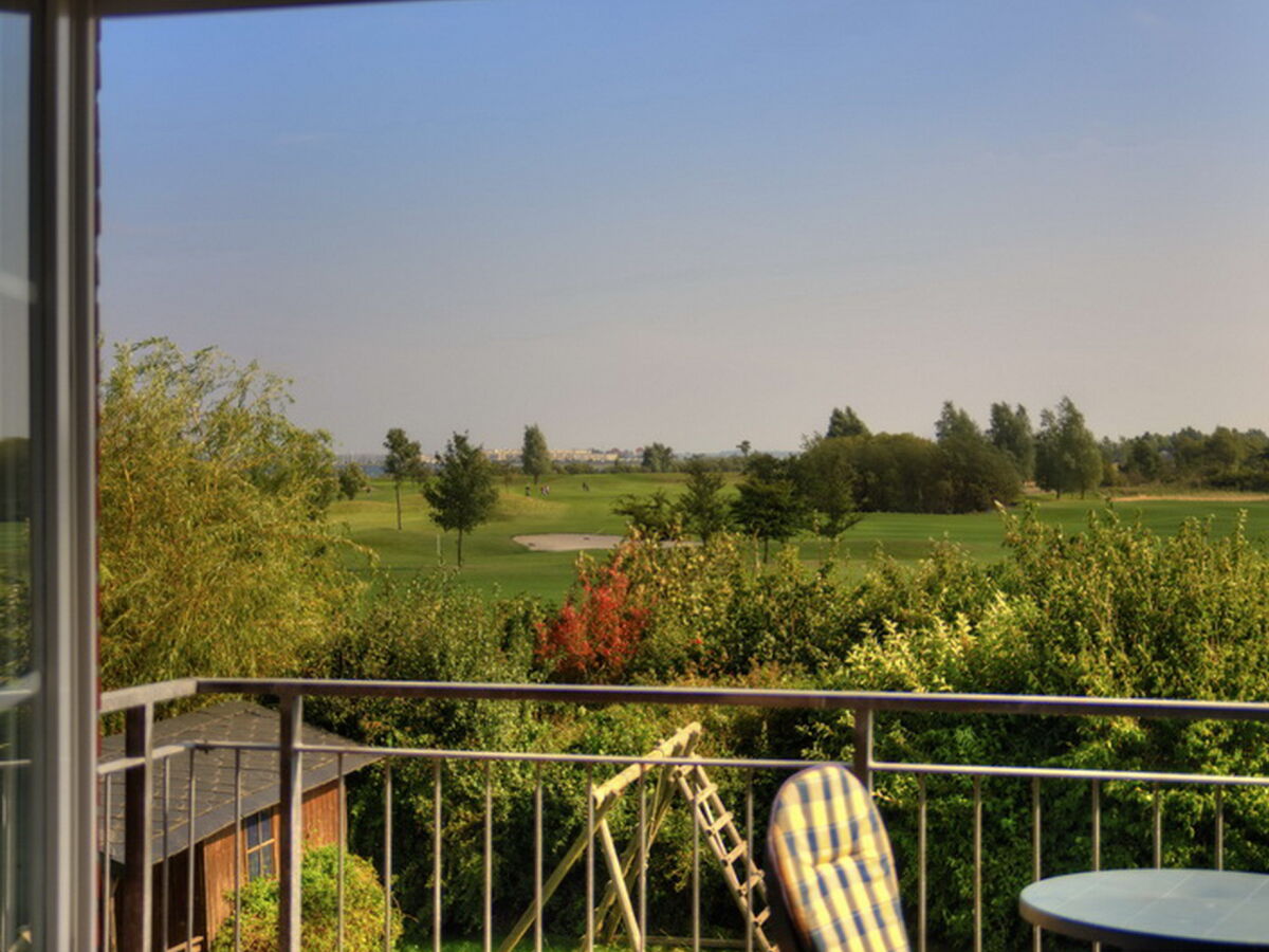 Holiday apartment Top floor apartment by the golf course 1 - Outdoor photo 3