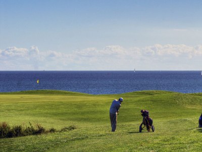 Holiday apartment Top floor apartment by the golf course 1 - Environment photo 14