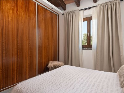 Villa Bellpuig 4 - Features photo 39