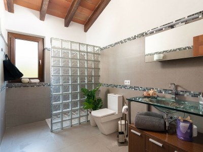 Villa Bellpuig 4 - Features photo 45