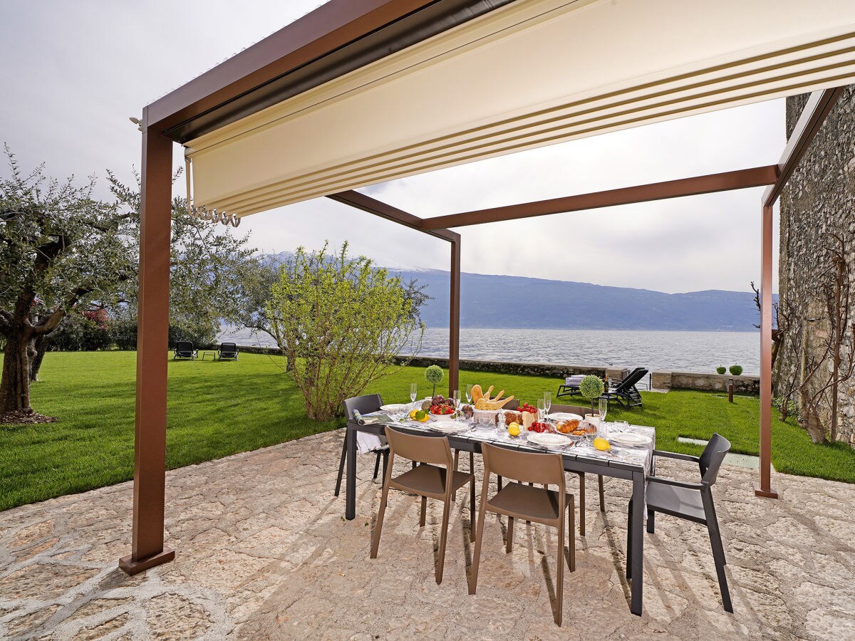 Villa Villa Victoria Lake front - Outdoor photo 5