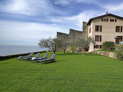 Villa Villa Victoria Lake front - Outdoor photo 7