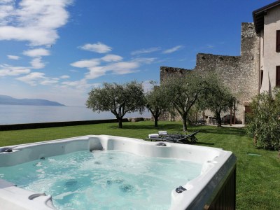 Villa Villa Victoria Lake front - Outdoor photo 8