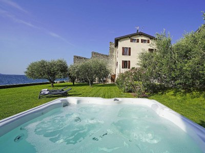 Villa Villa Victoria Lake front - Outdoor photo 10