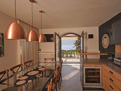 Villa Villa Victoria Lake front - Features photo 19