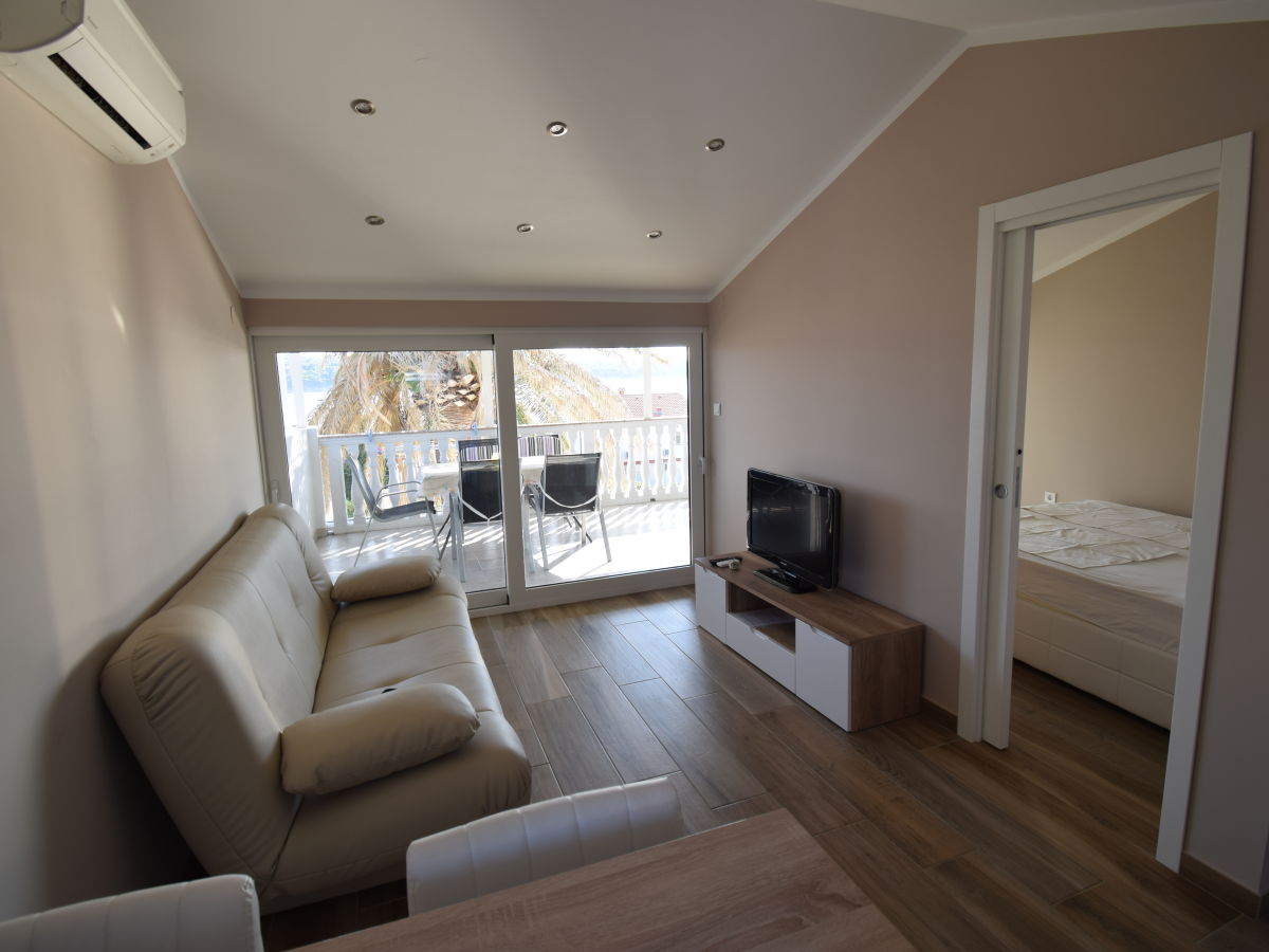 Holiday apartment Franka 2+1