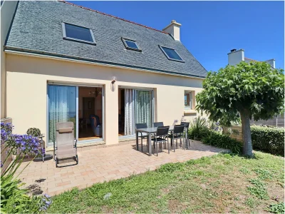 Holiday house 605-VIlla ocean. The Atlantic at the end of the garden in Plouhinec - Holiday house