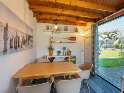 Holiday house Holiday Home near Beach with Pool Access - Features photo 17