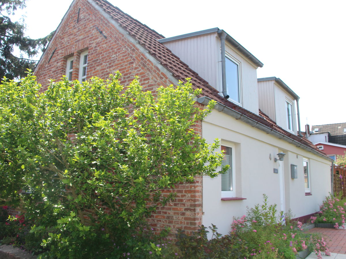 Holiday house Holiday Home "Am Steig" - Outdoor photo 2