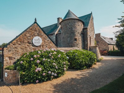 Holiday apartment Le domaine de Madeleine in Saint-Quay-Perros - Holiday apartment