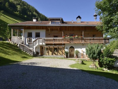 Holiday apartment Hochrain in Steinhaus Ahrntal - Holiday apartment