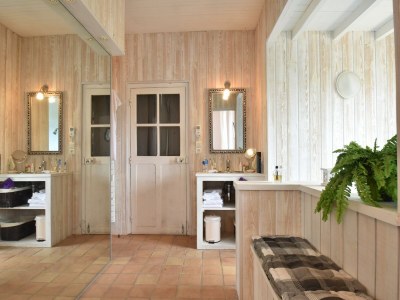 Cottage Mansion in Charrin by Loire with Pool - Features photo 26