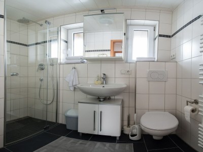 Holiday house Ruhiges Apartment mit Sauna, Burggen - Features photo 8