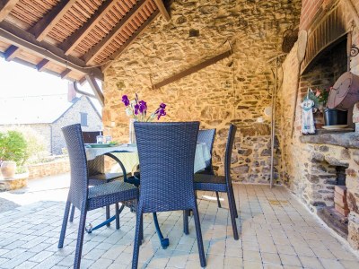 Holiday house Chic holiday home with pool - Outdoor photo 7