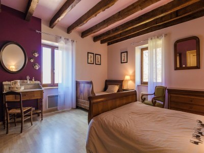 Holiday house Chic holiday home with pool - Features photo 20