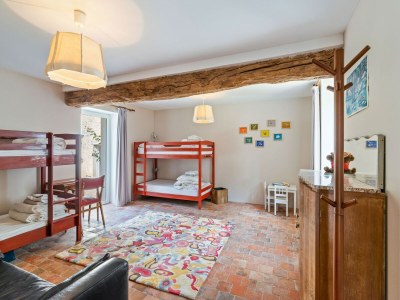 Holiday house Farmhouse in Yèvre-le-Châtel with Heated Pool - Features photo 22