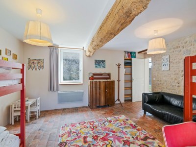 Holiday house Farmhouse in Yèvre-le-Châtel with Heated Pool - Features photo 26