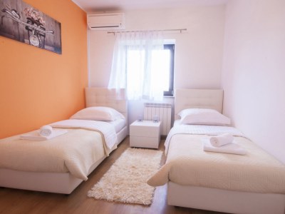 Holiday house Villa Leona - Features photo 19