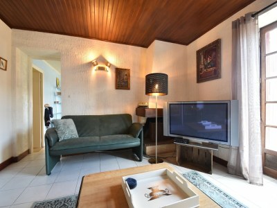 Holiday house Holiday Home in Grury with Pool & Garden - Features photo 20