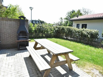 Holiday house Holiday Home in Callantsoog near Beach - Outdoor photo 4