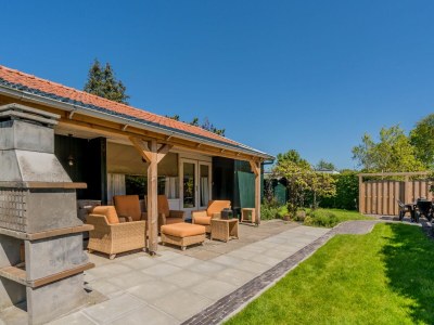 Holiday house 't Ongerepte 42 - Outdoor photo 2