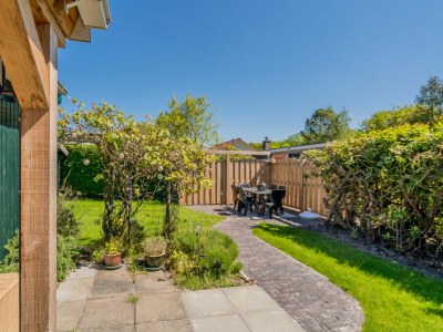 Holiday house 't Ongerepte 42 - Outdoor photo 8