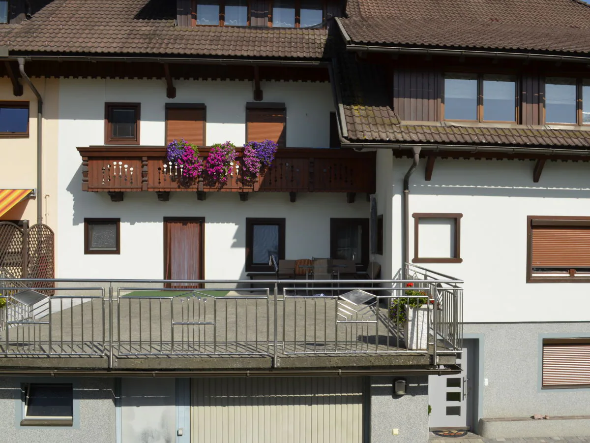 Holiday apartment Guesthouse in Wiesengrund Top 1 - Outdoor photo 5