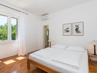 Holiday house Villa Paula - Environment photo 35